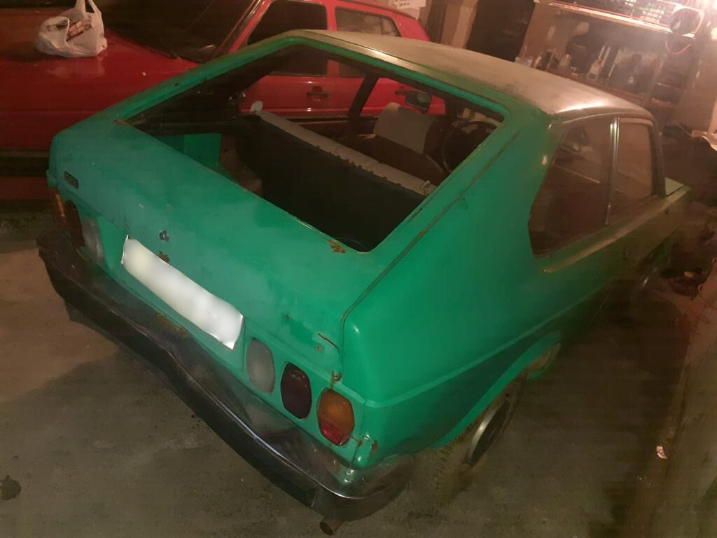SEAT 128
